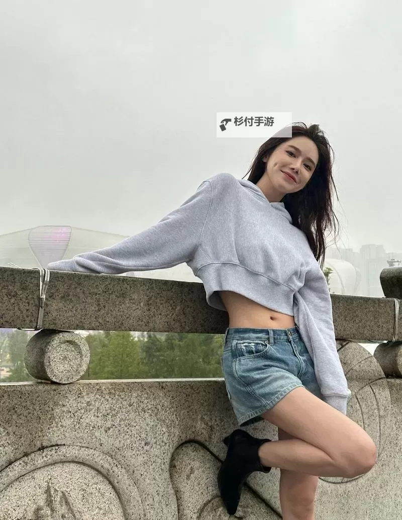 果冻传媒国产今日推荐：张美娜精彩亮相引关注图1