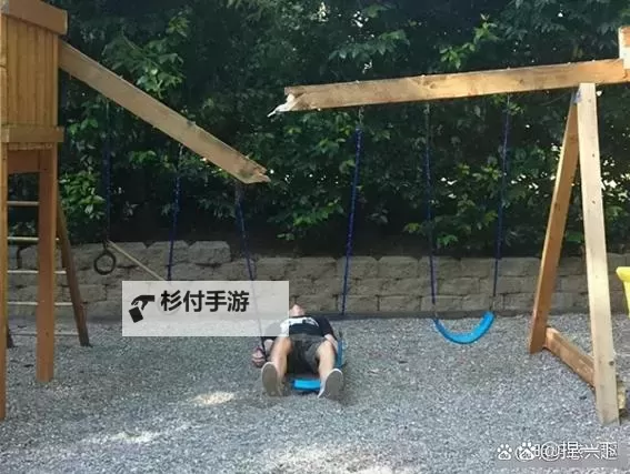 在健身的时候突然支起小帐篷:意外的趣味健身瞬间图2