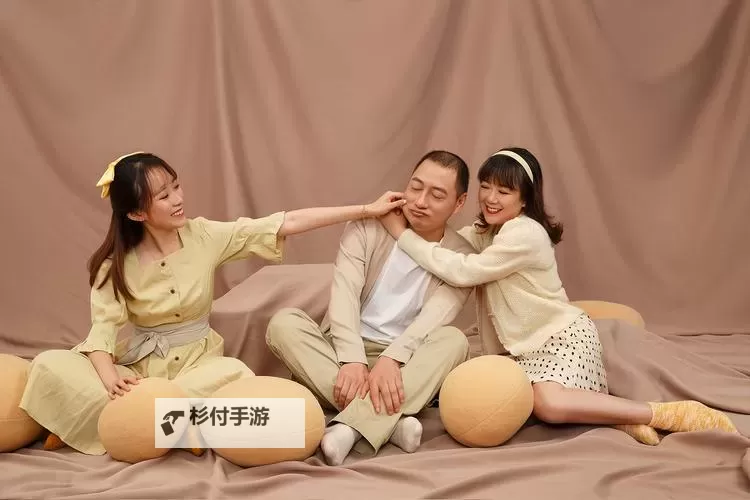 温馨时光:亲亲抱抱捏捏在线观看全集免费观看图1