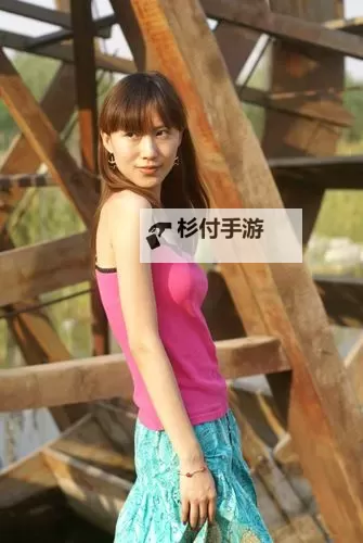 免费在线观看:最新mm131免费视频高清资源推荐图1