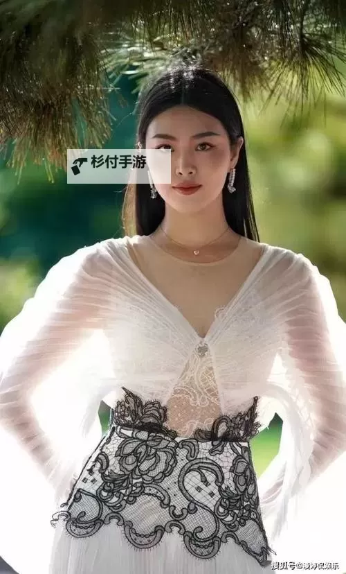 探索精彩世界:婷婷亚洲1024带你领略多彩人生图1