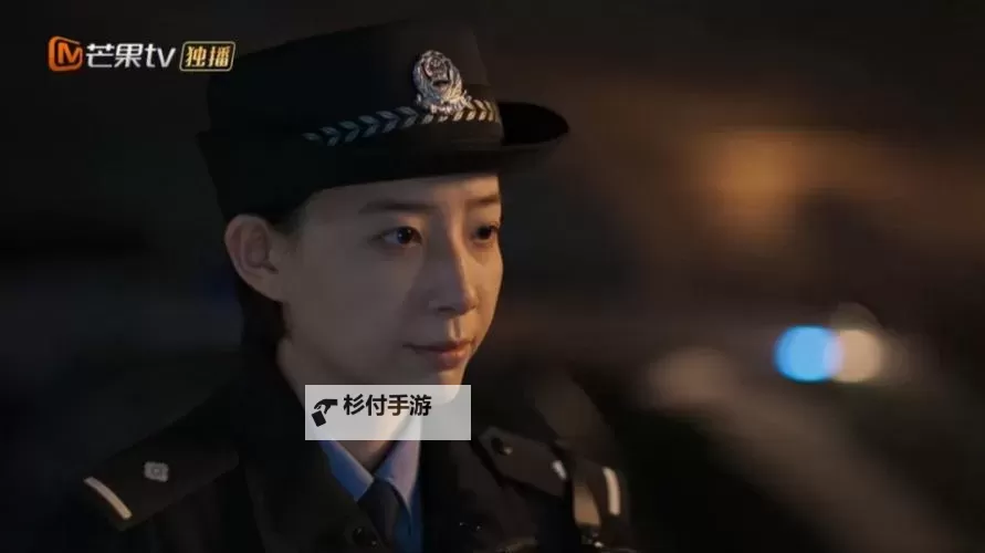 守护正义:张警官9分10秒的英勇瞬间图1