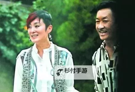 张敏白洁演绎一对三经典场景,震撼全场图1