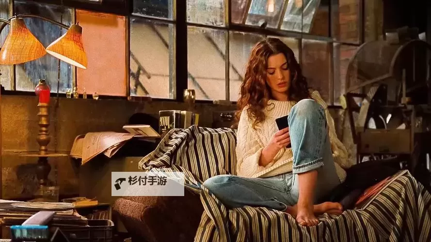 灵与欲欧美电影用蜡烛滴在女主身上:欲望与灵魂的交织图1