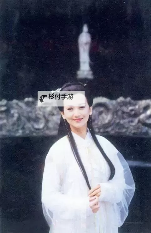 赵雅芝倾情演绎观世音慈悲形象 引领佛教艺术新风尚图1