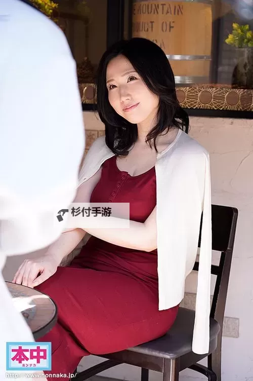 深入探讨佐山爱作品的魅力与影响图1