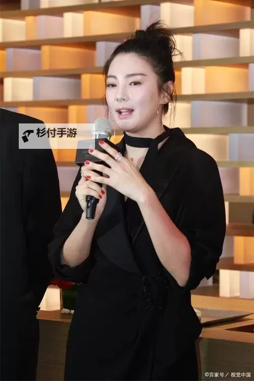 张雨绮为郑州捐款100万元 积极支持抗灾行动图1