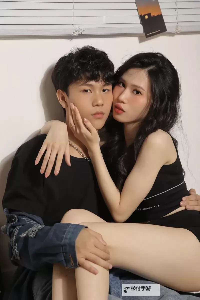 【最美情侣中文在线】书写甜蜜爱情,感动每一字每一句图1