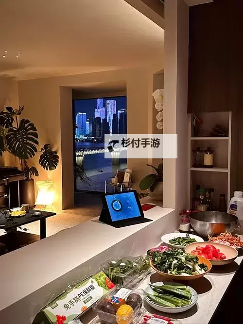 在厨房做了美味佳肴的温馨时光图1