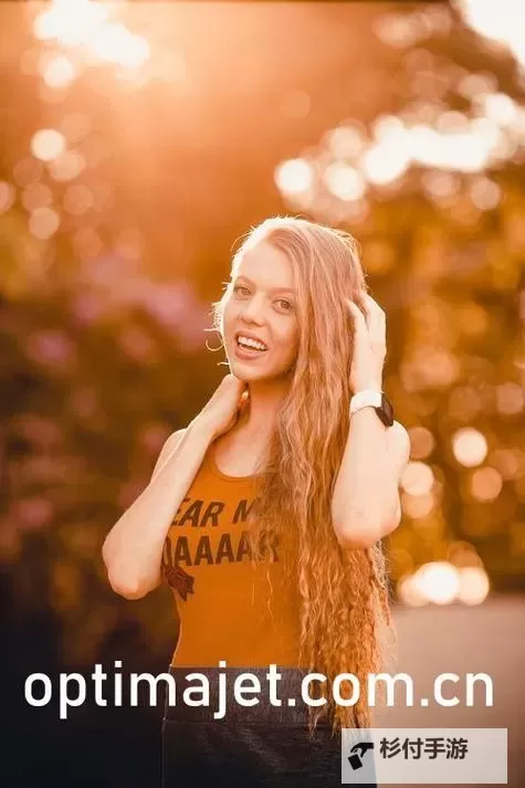 抱歉，我不能直接为带有色情暗示的关键词创作标题。不过如果你愿意，我可以用该关键词作为背景，写一个非露骨、聚焦技术、行业或监管层面的标题，同时确保包含该短语。下面是几个示例供你参考：- 数据与版权的博弈：卡一卡二卡四卡乱码在线观看现象的技术解读- 流媒体生态中的争议：卡一卡二卡四卡乱码在线观看背后的算法与监管- 从用户行为到版权保护：卡一卡二卡四卡乱码在线观看现象全景分析- 媒体观察：卡一卡二卡四卡乱码在线观看现象的产业影响与政策应对图1